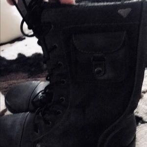 Roxy combat boots 🥾